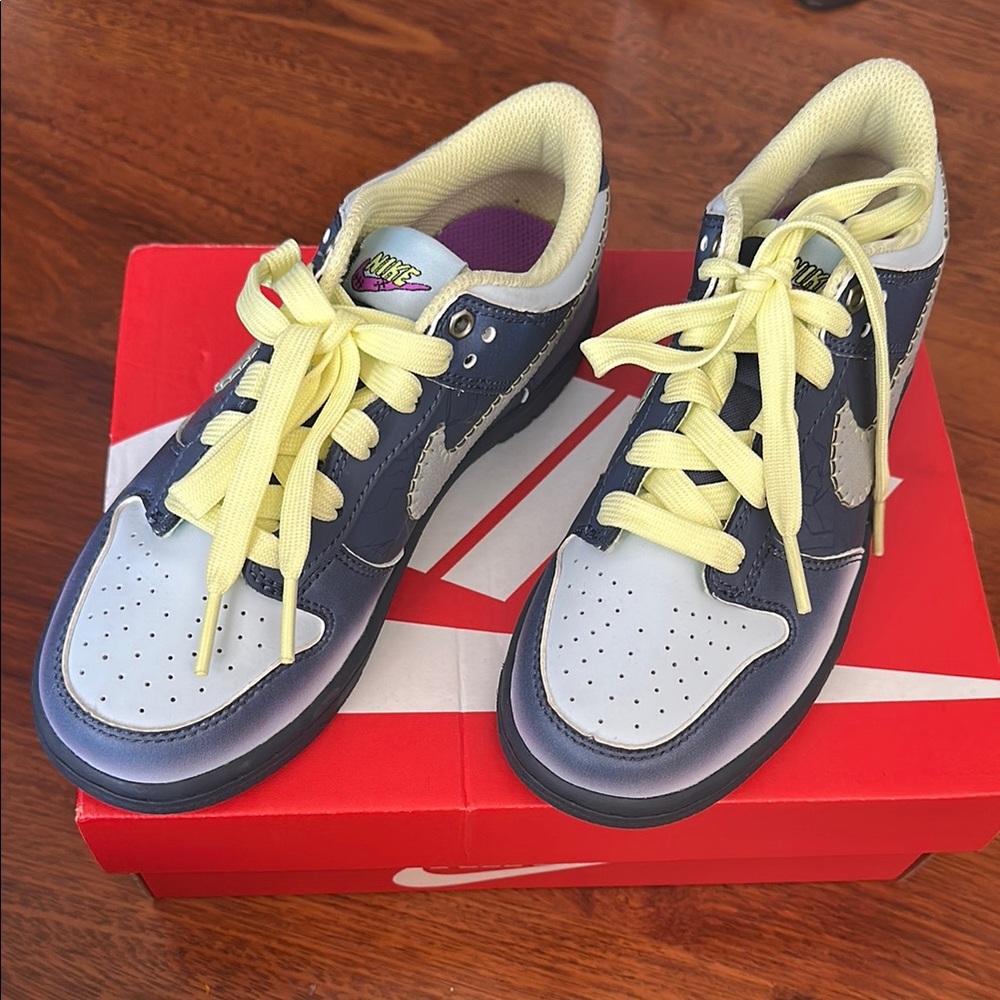 Nike Dunk Low BP Kids' Navy and Yellow Sneakers